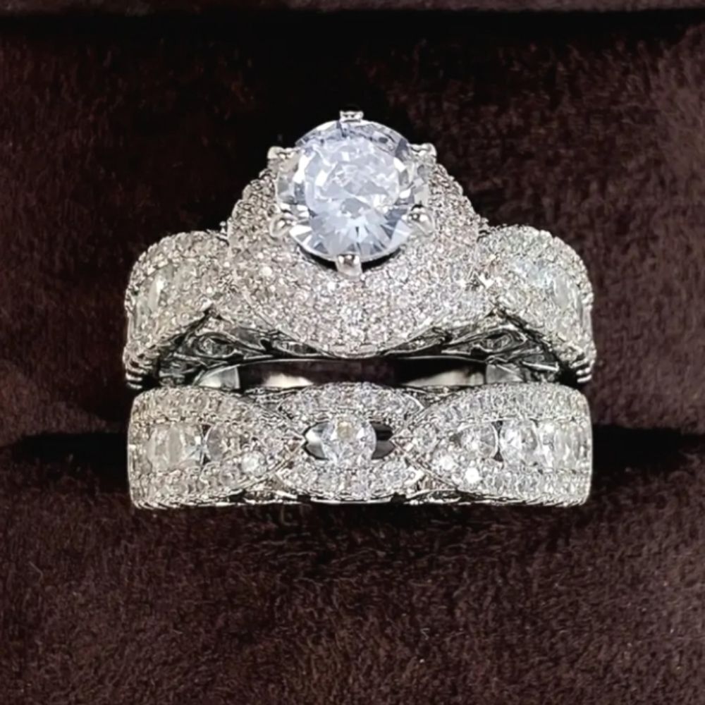 Women's 4 Ct Lab Created Diamond Shimmering stacking wedding ring set sz 8